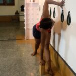 22jun_beg_cl3_deep dive_parivrtta trikonasana_2020_1