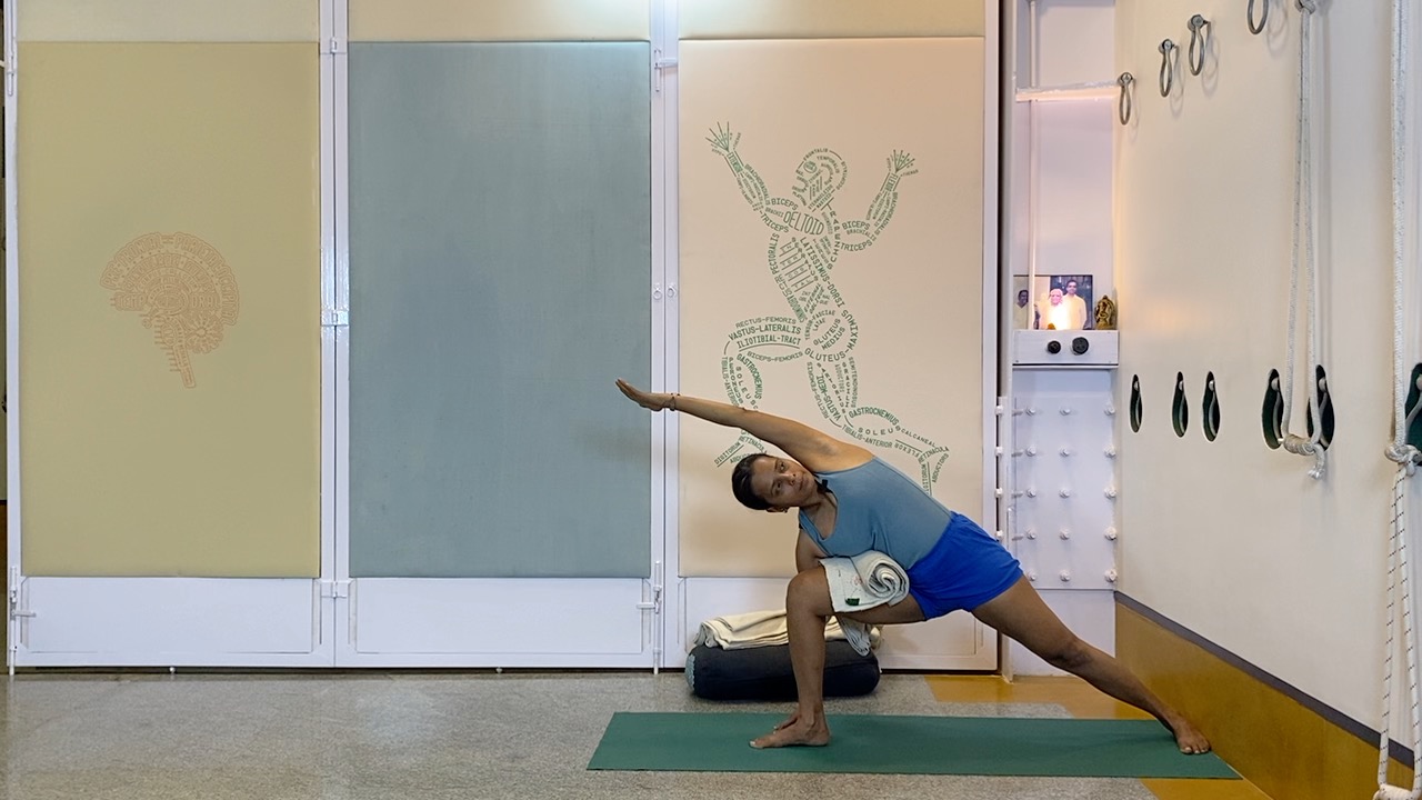 Parsvakonasana to Viparitakarani - Preparation for Breath Explorations - Image 2