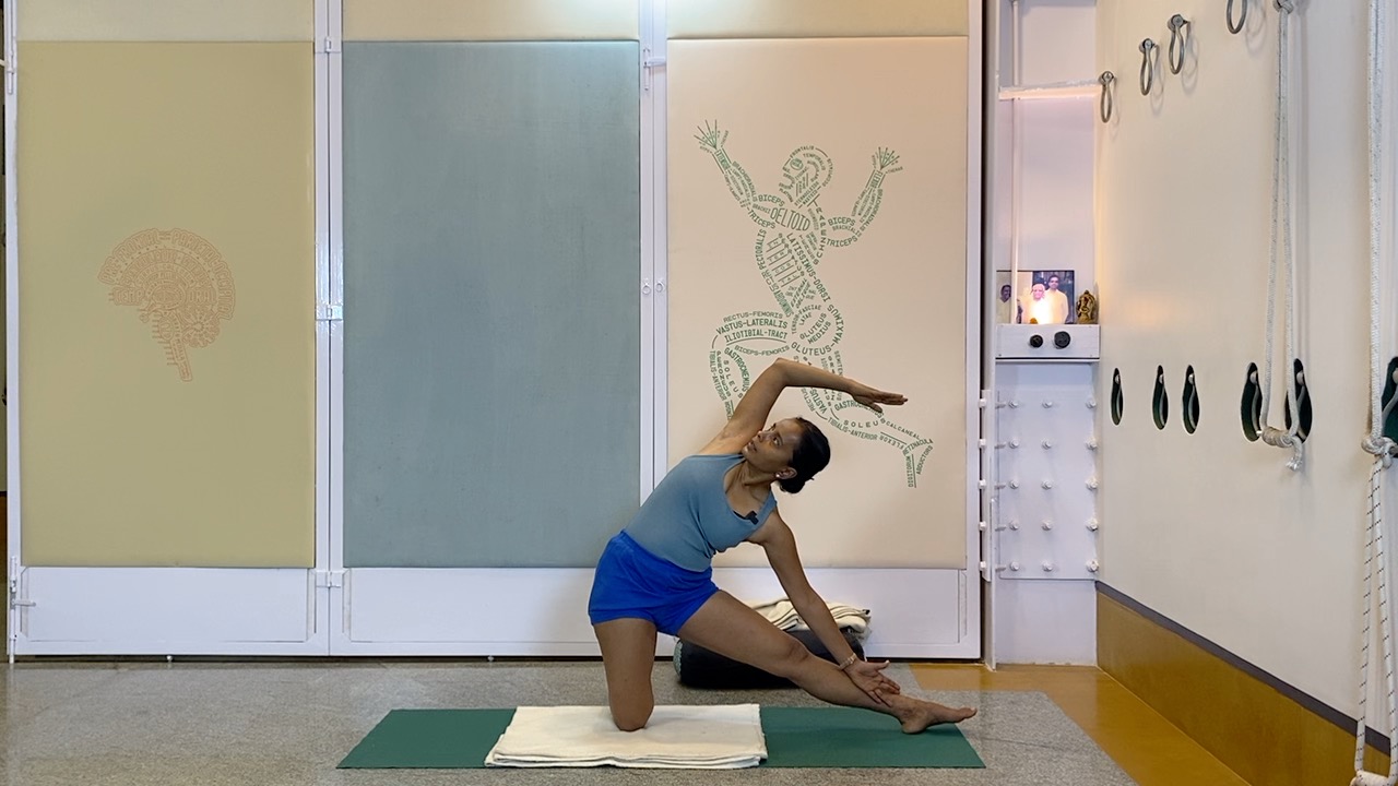 Parsvakonasana to Viparitakarani - Preparation for Breath Explorations - Image 3