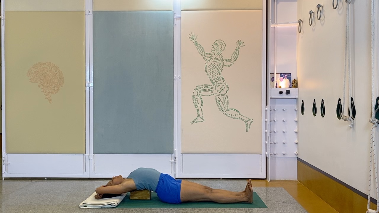 Parsvakonasana to Viparitakarani - Preparation for Breath Explorations - Image 5
