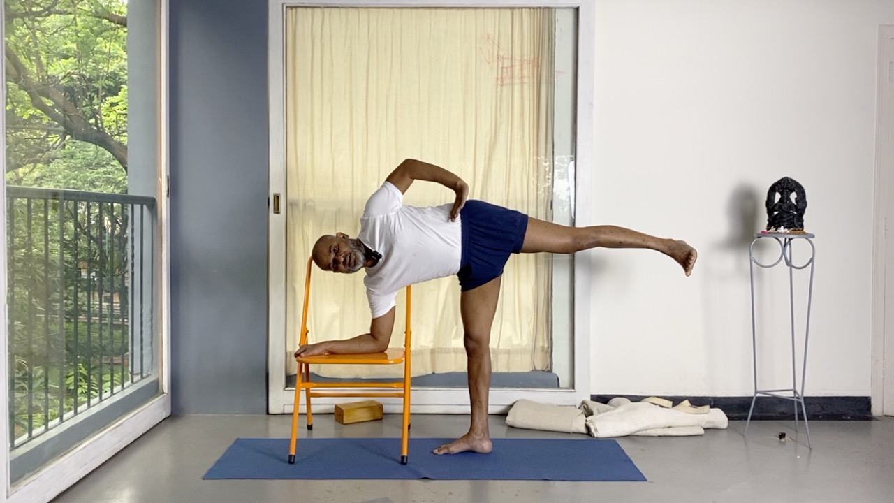 Ardhachandrasana and Parivrtta ardha chandrasana - Image 5