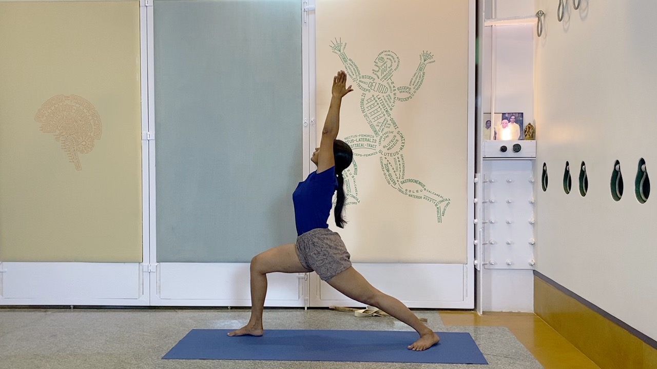 Positioning the Neck for Back Arches - Part 1 (Level Intermediate) - Salabhasana, Ustrasana, Adhomukha vrksasana - Image 6